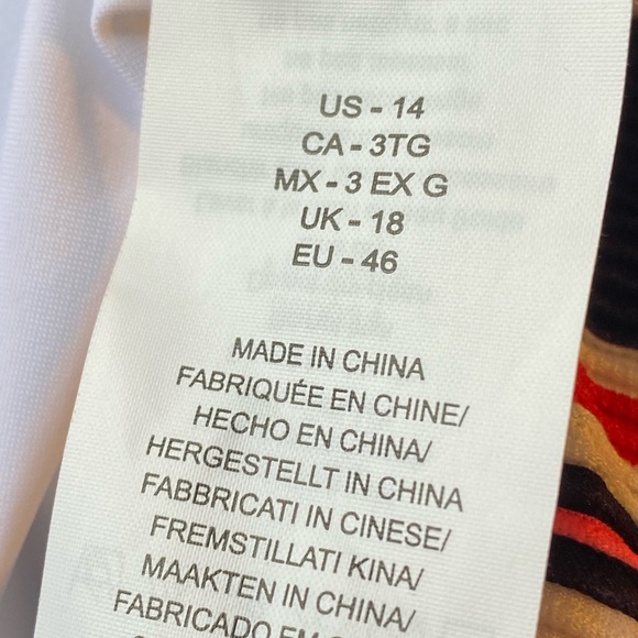 La Blanca Sailor Striped
Tankini - Picture 4 of 8